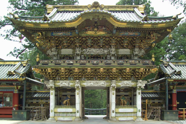 Wikimedia Commonsのパブリックドメイン写真・日光東照宮の陽明門(出典: Fg2)